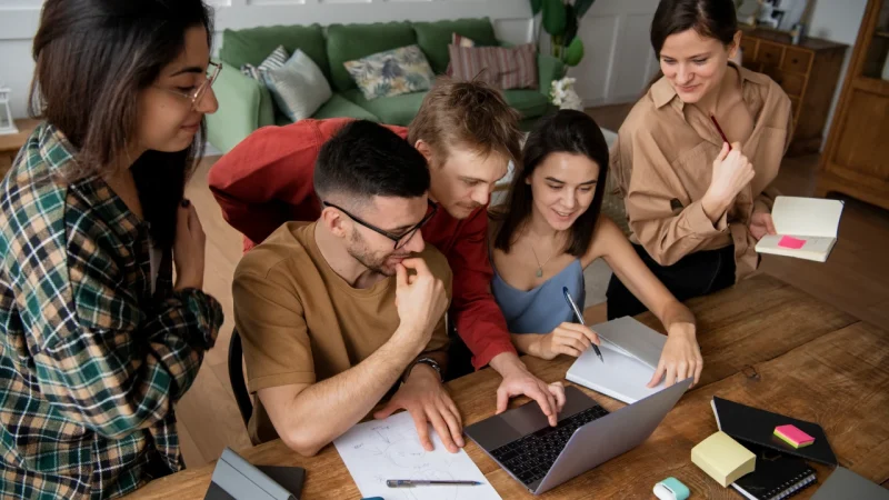 Por qué tu academia necesita una plataforma Moodle personalizada para crecer en 2025